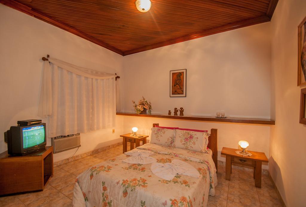 Águas do Pantanal Inn Pousada Miranda Bagian luar foto